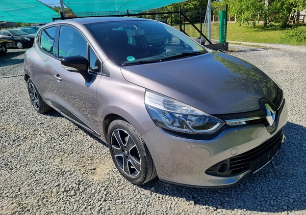 Renault Clio cena 29900 przebieg: 199000, rok produkcji 2013 z Szamotuły małe 211